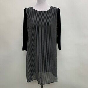 Melissa Paige Women's Long Top Size Medium Black White Multicolor Striped
